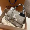 Designer Handbags & Purses Wholesale Pallet.