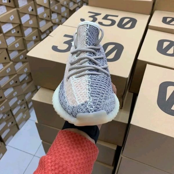 Wholesale Yeezy Boost 350 Liquidation Pallet