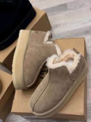 Wholesale UGG Footwear Liquidation Pallet