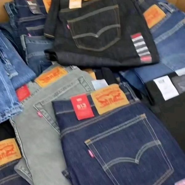 Wholesale Levi's Jeans Liquidation Pallet