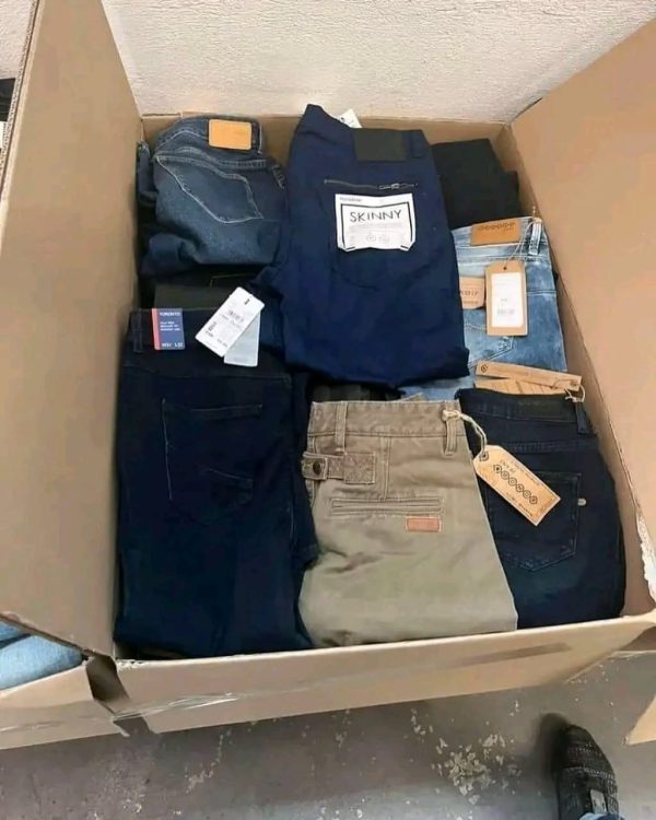 Wholesale Levi's Jeans Liquidation Pallet